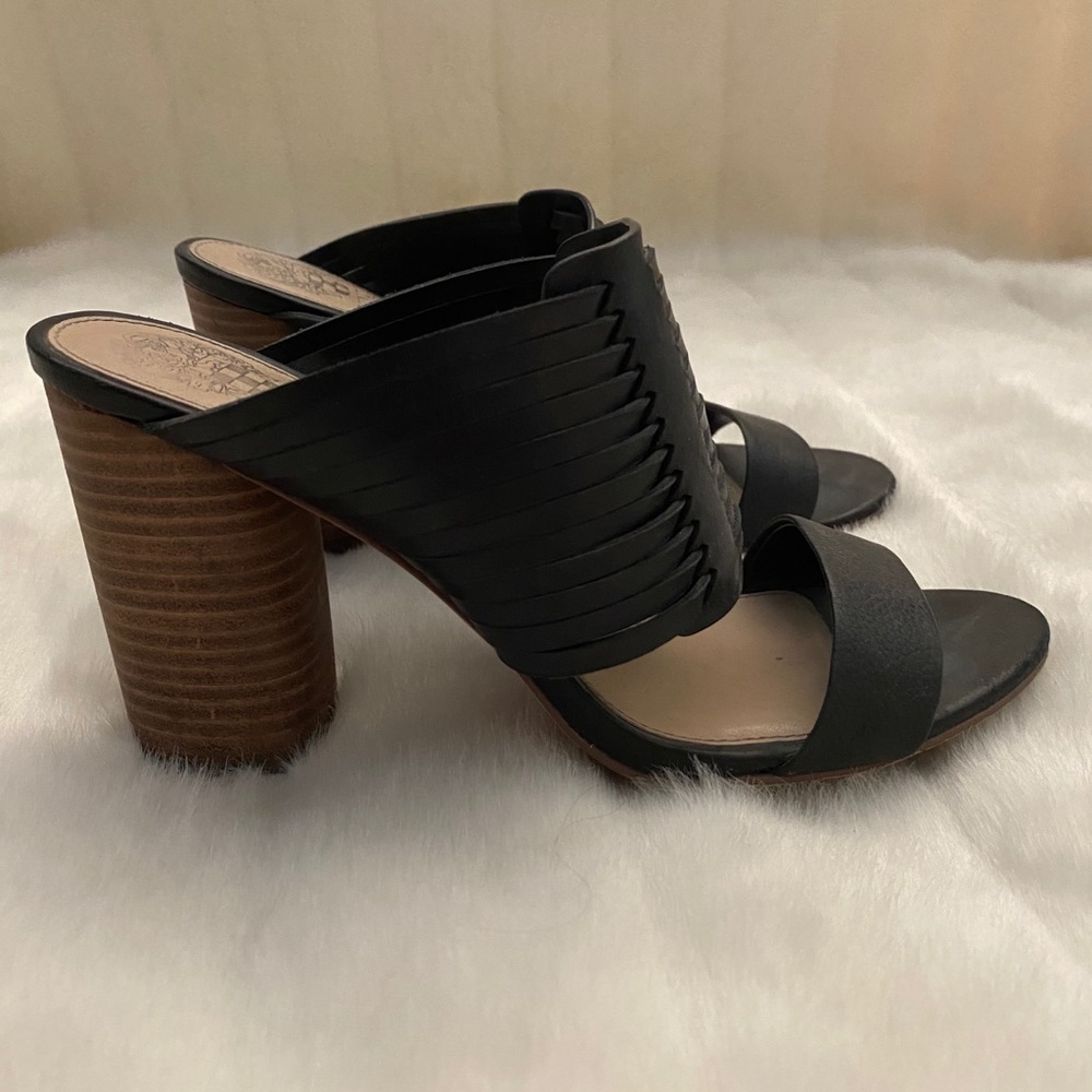 Vince Camuto Sandals- Black